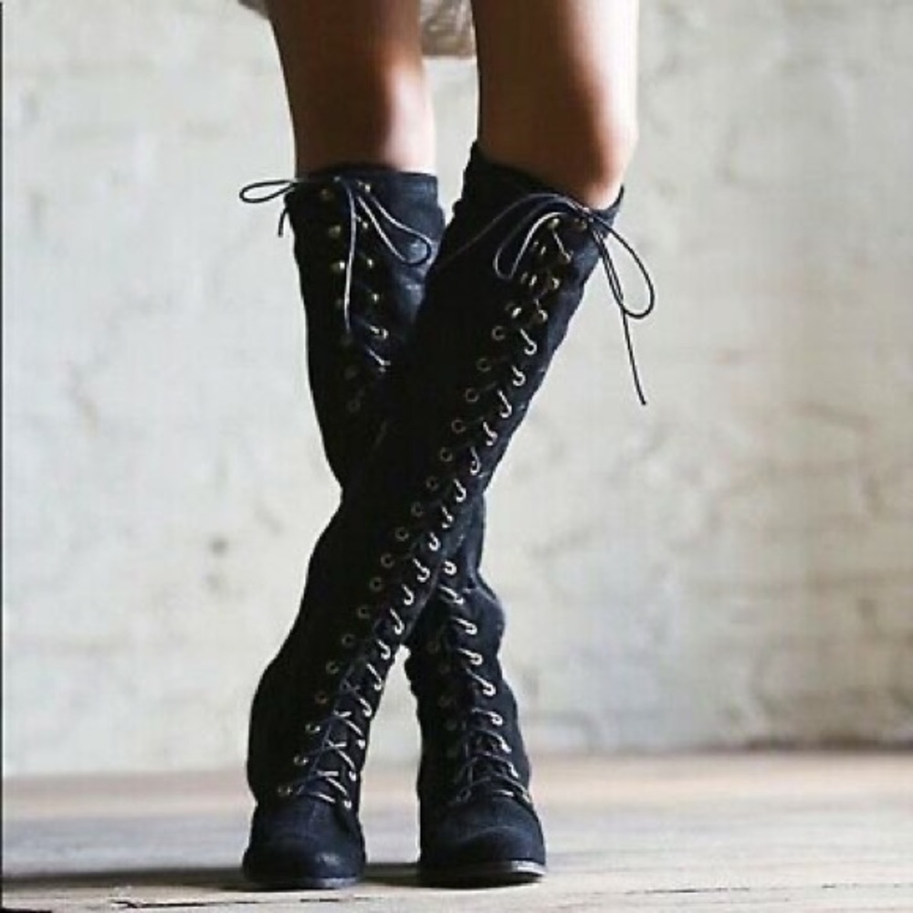 RARE Jeffrey Campbell Free People Joe Lace Up Croc Suede Boot